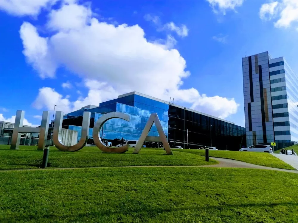 Central University Hospital of Asturias - Photo 3