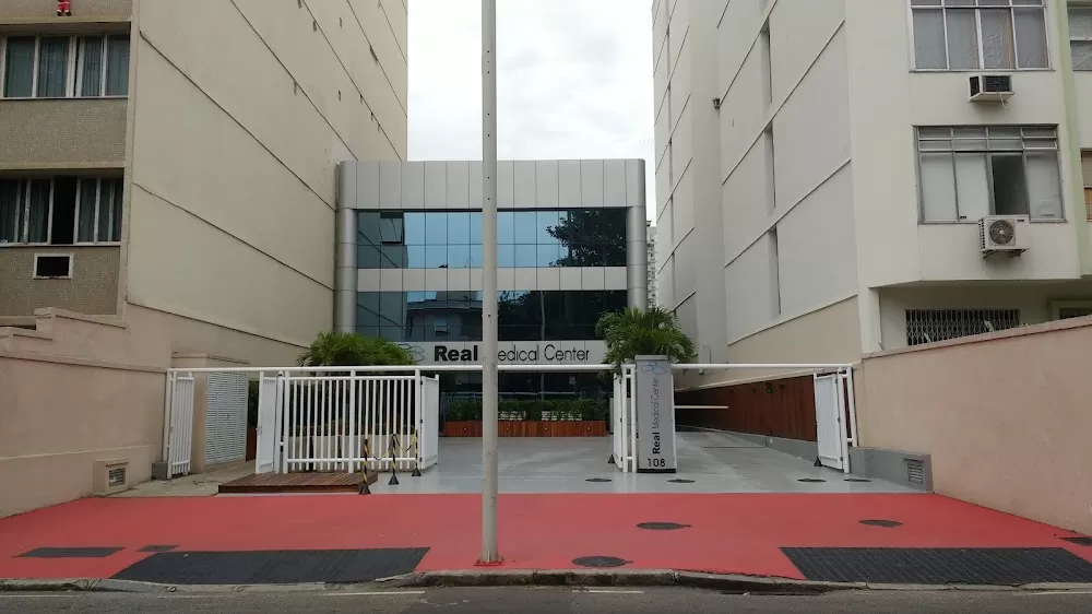 Real Medical Center - Photo 5