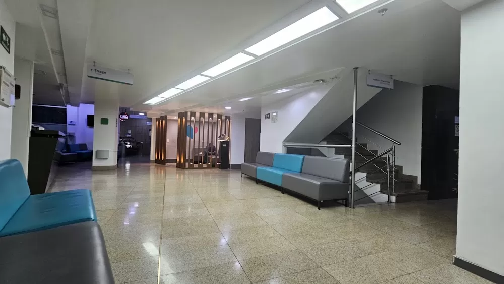 Urgencias Clinica De La Mujer - Photo 2