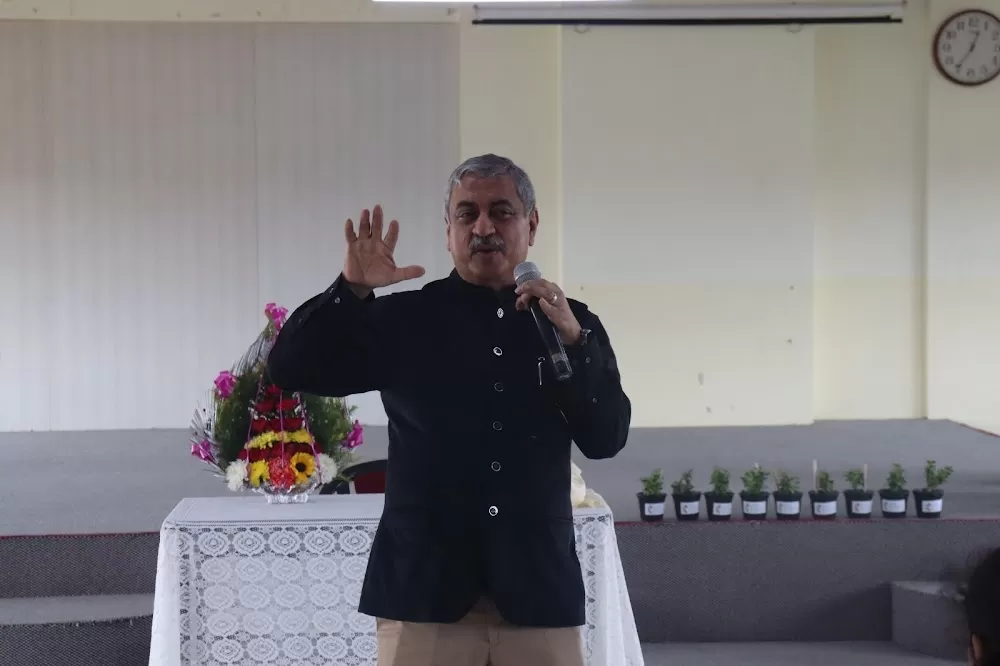 Dr. Purnendu Roy - Photo 6