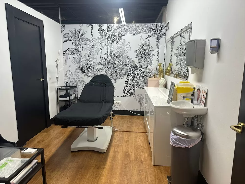 Clinica Olalla Alvarez Aesthetic Medicine - Photo 2
