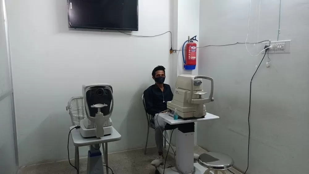 GOLDEN EYE HOSPITAL - Photo 3