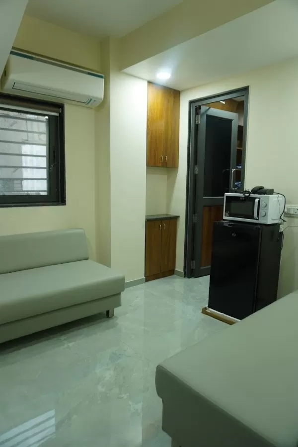 VMS hospital - Multispeciality hospital - 24by7 emergency - trauma - orthopedic surgery - in paldi - Photo 1