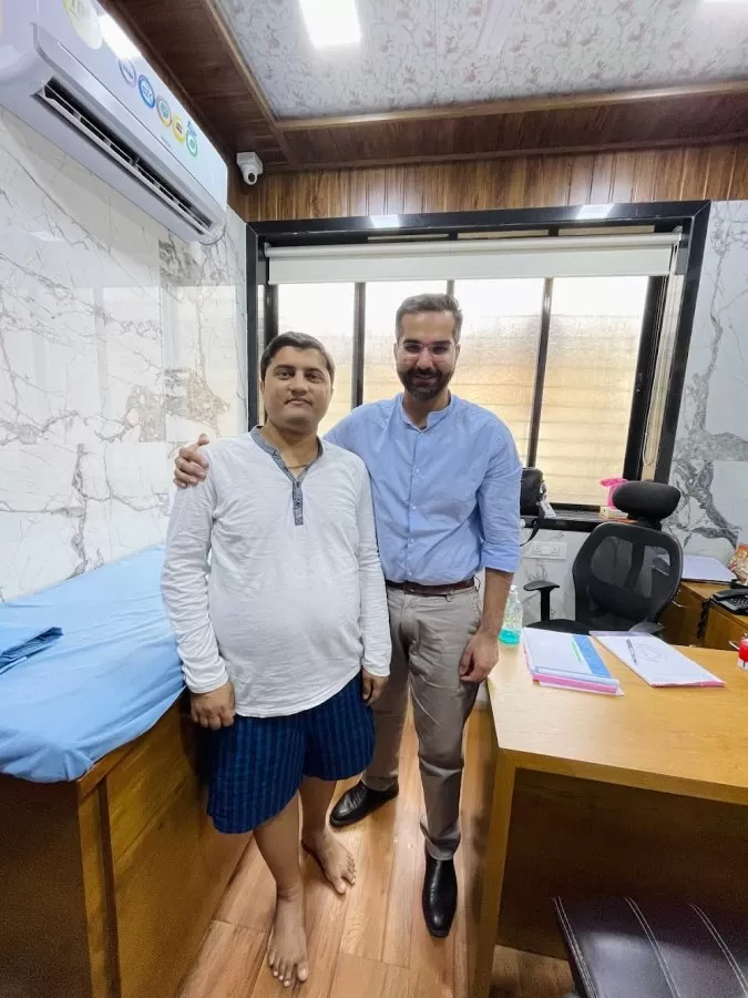 Dr Supreet Bajwa - Orthopedic surgeon Mumbai | Hip replacement and Robotic Knee Replacement Surgery - Photo 2