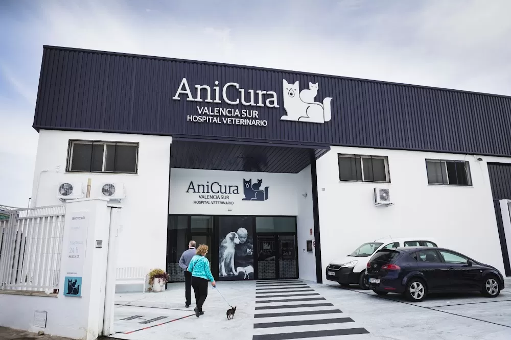 AniCura Valencia Sur Hospital Veterinario - Photo 5