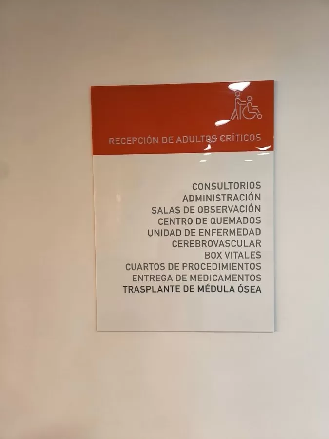 Recepción de Pacientes Críticos | Ciudad de La Salud - Photo 2