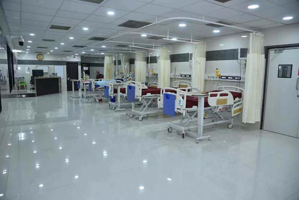 Avdhoot Hospital - Photo 2