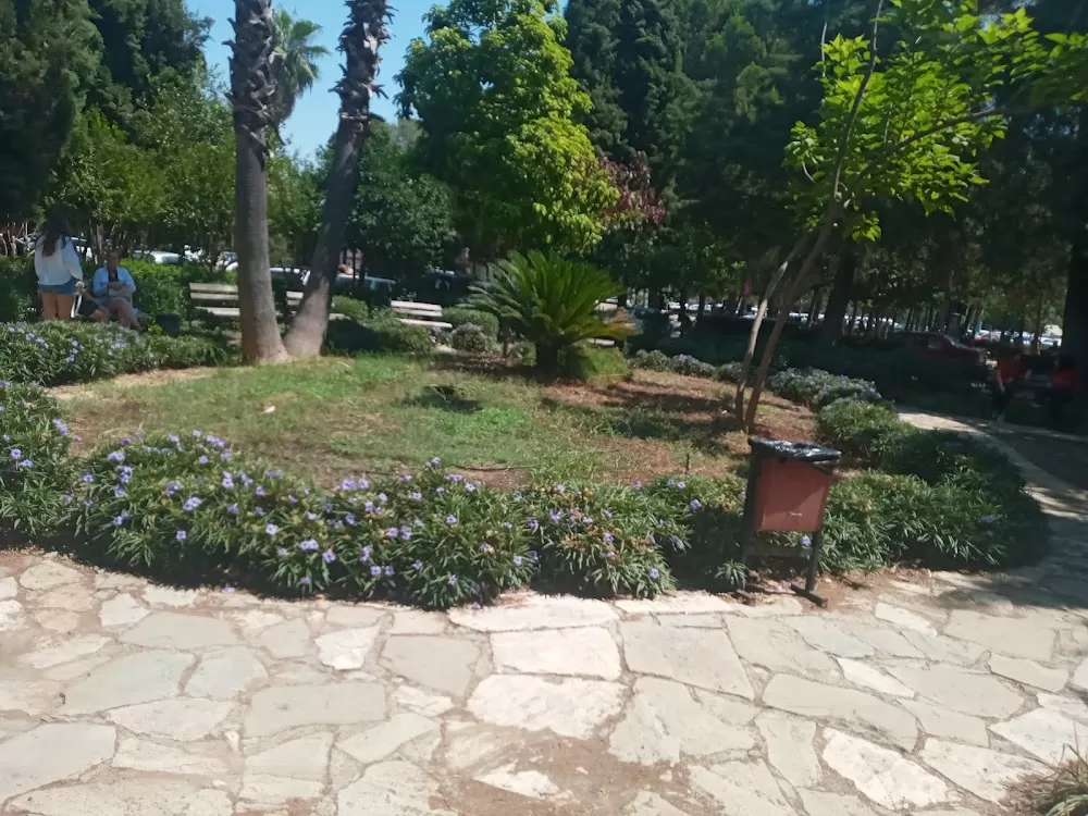 Akdeniz Üniversitesi Hastanesi Cerrahi Klinikleri - Photo 3