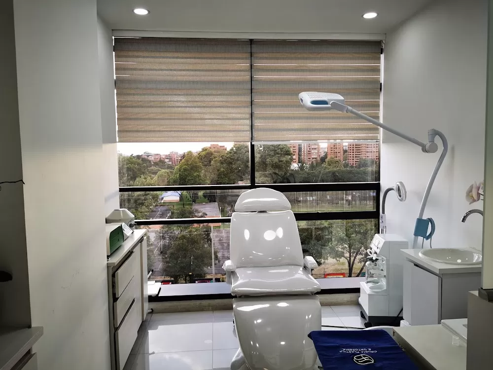 MEDICAL CENTER SIGLO XXI - Photo 2