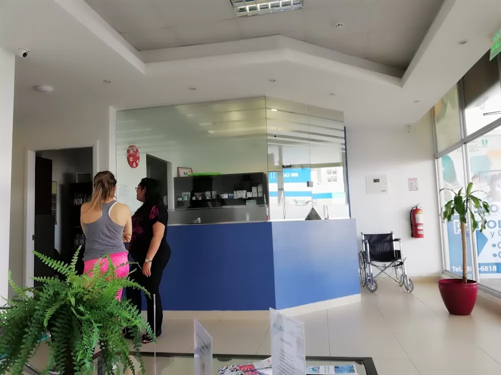 VERSAILLES medical and dental center - Photo 6