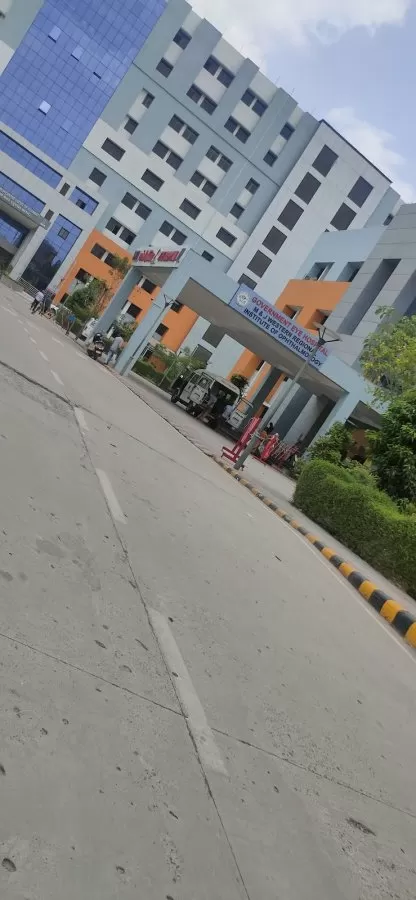 civil hospital-Eye Department - Photo 5