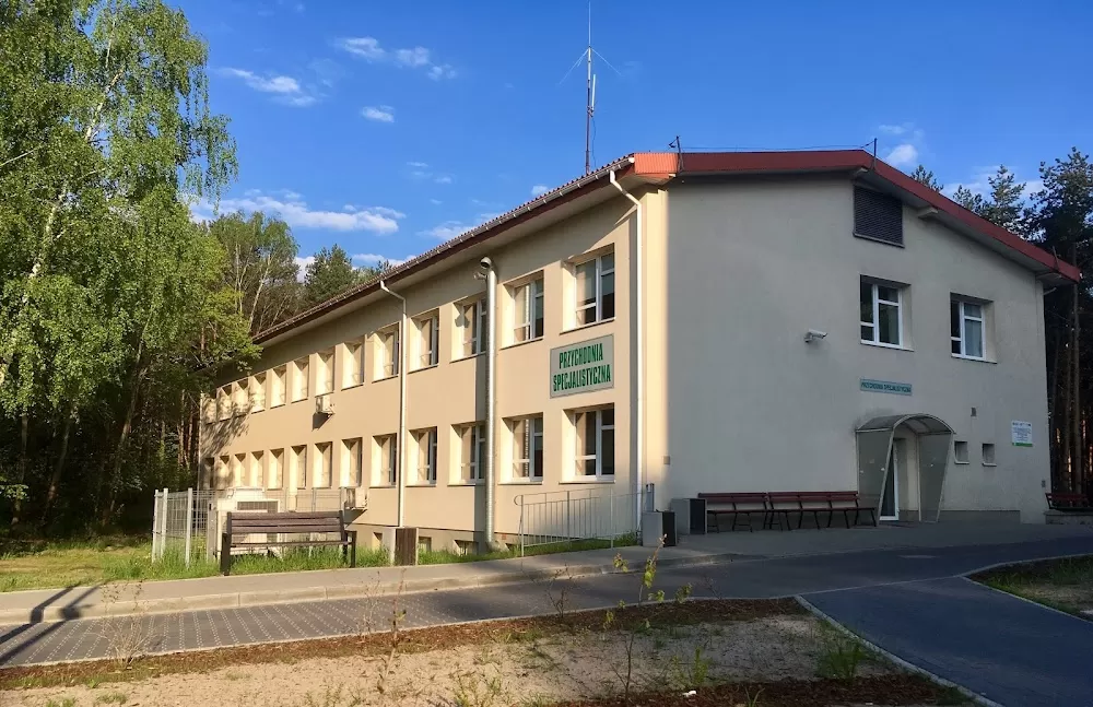 Samodzielny Publiczny Szpital Kliniczny im. prof. Adama Grucy CMKP - Photo 1