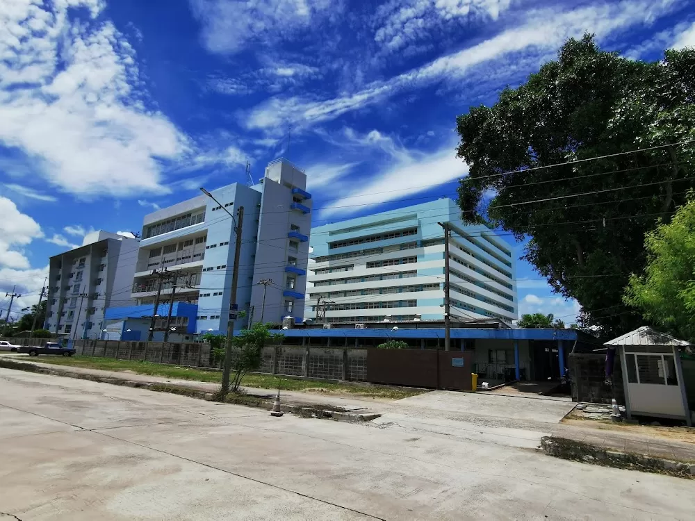 Chonburi Cancer Hospital - Photo 5