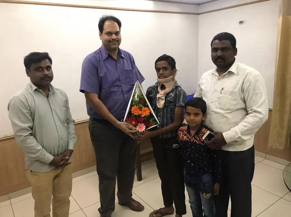 CNS Brain & Spine Clinic BY Dr. Vishal Rokade – Spine Specialist - Photo 7