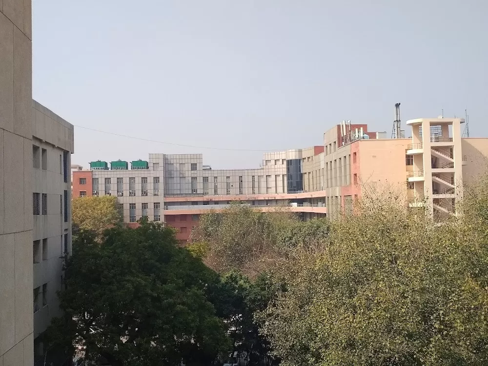 Neurosurgery Dept - Photo 4