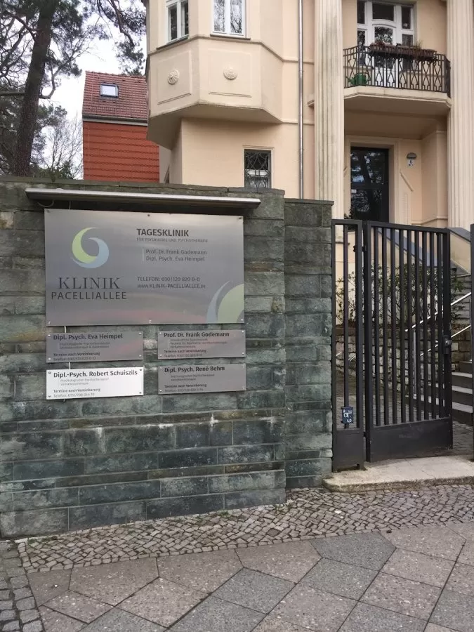 Psychotherapeutische Tagesklinik Pacelliallee Berlin - Photo 5