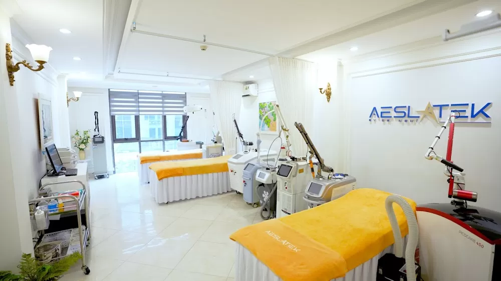 Aeslatek by Dr. Nghị - High-tech Aesthetic Laser Clinic - Photo 1