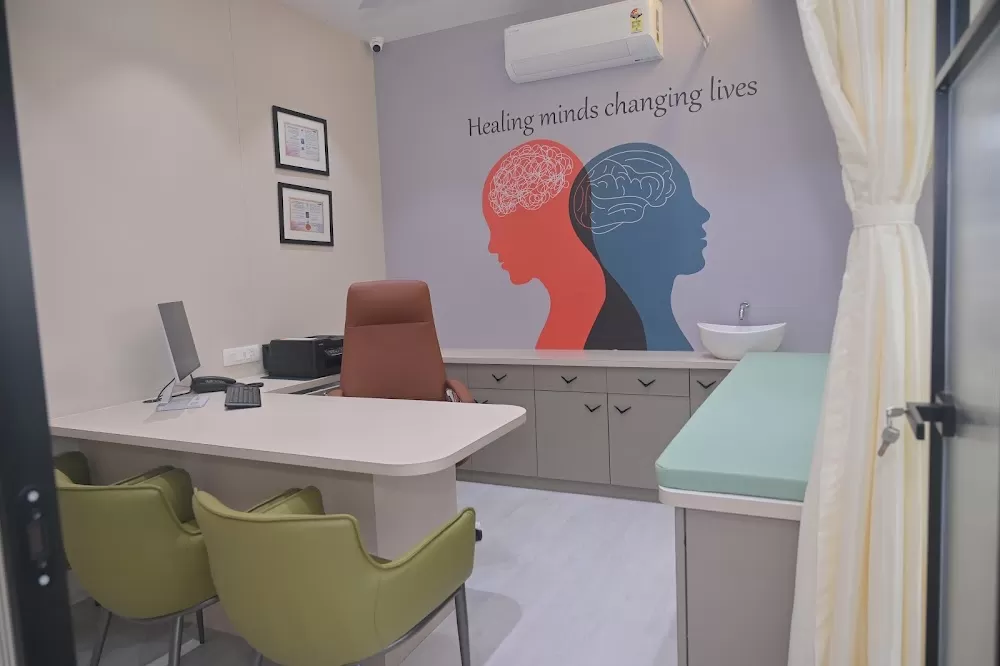 Ugale clinic | psychiatry doctor in Nashik |Kidney Dialysis treatment |Best psychiatry consultant |Best Nephrology Clinic - Photo 4