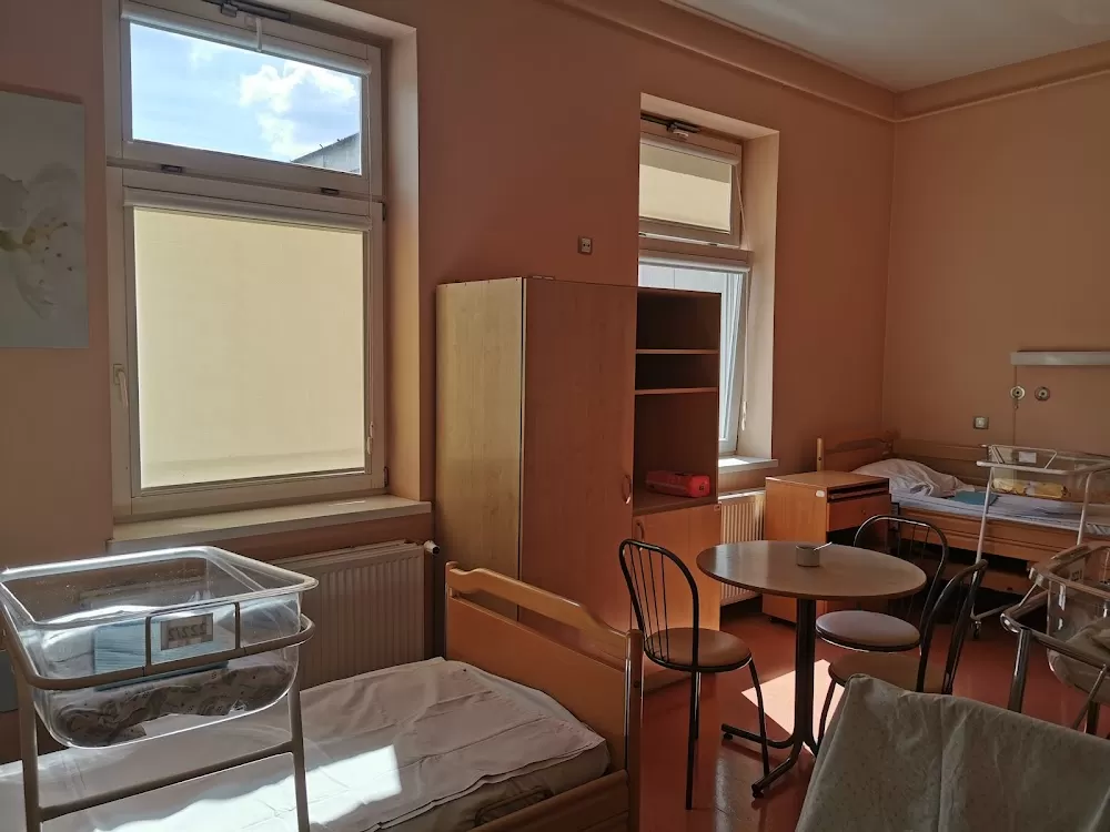 Szpital Ginekologiczno-Położniczy im. Rafała Czerwiakowskiego - Photo 7