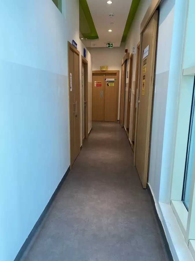 iCARE Clinic - Oasis Centre - Photo 3
