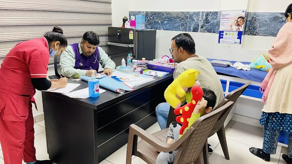 Dr. Ankur Singhai top Paediatrician at Bhopal | Best Child Doctors at bhopal | Vidya nagar - Photo 2
