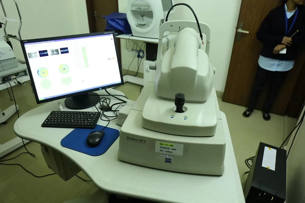 Ambay Eye Care & Lasik Centre - Photo 3