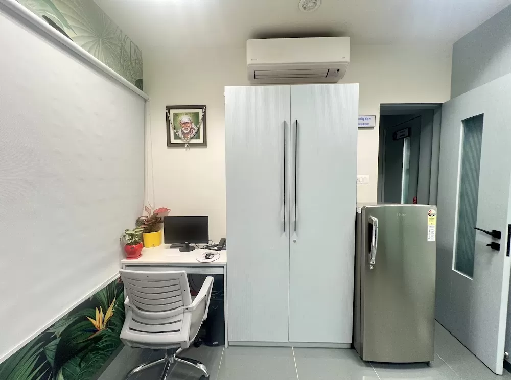 Dr. Arpit Anil Shah | Shriram Super Speciality Eye Hospital | Eye Doctor in Nashik - Photo 7