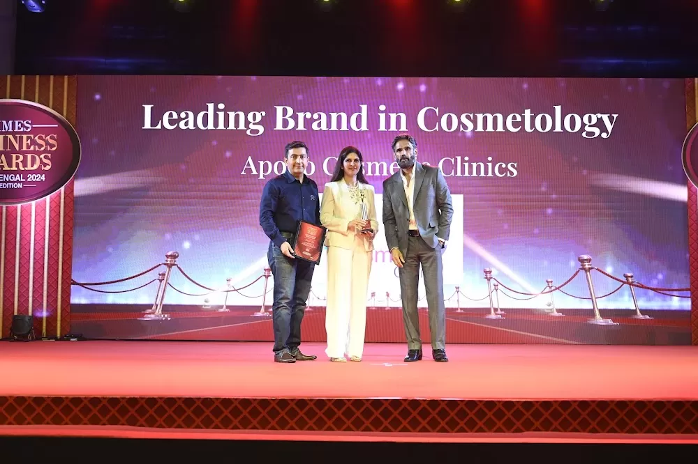Apollo Dental Clinic - Vivekananda Road - Photo 7