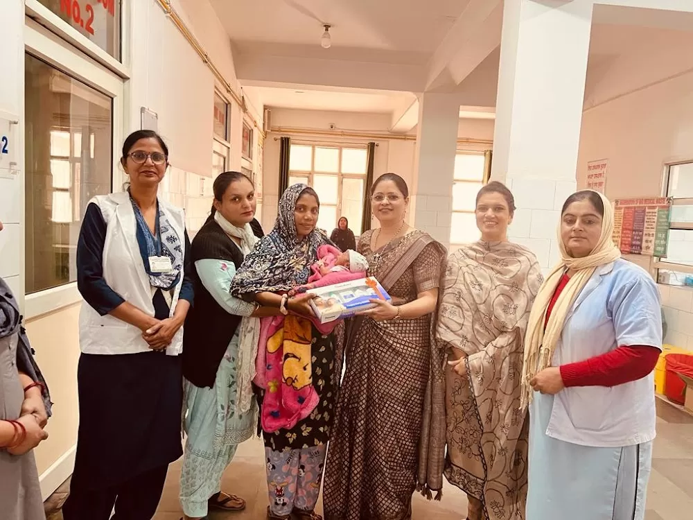 Dr Amarpreet Kaur - Best Gynaecologist & Infertility Specialist in Ludhiana, Punjab - Photo 1