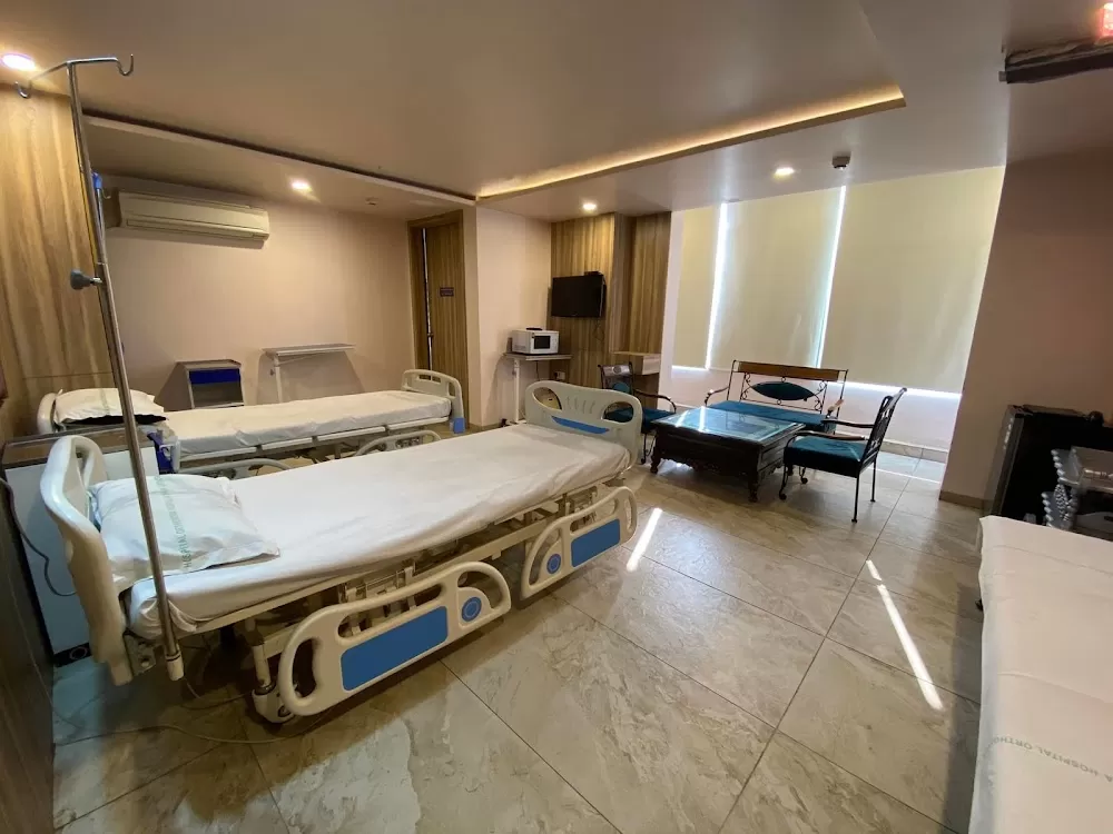 Orthonova Hospital - Photo 5