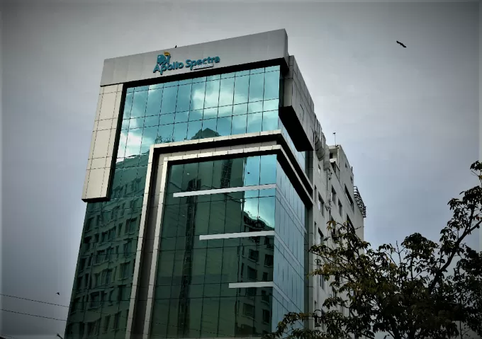 Dr. Selvi C, Treated 15K+ Patients | Best Pulmonologist in Chennai | Lung Specialist | Asthma | COPD | Chest Physician - Photo 4