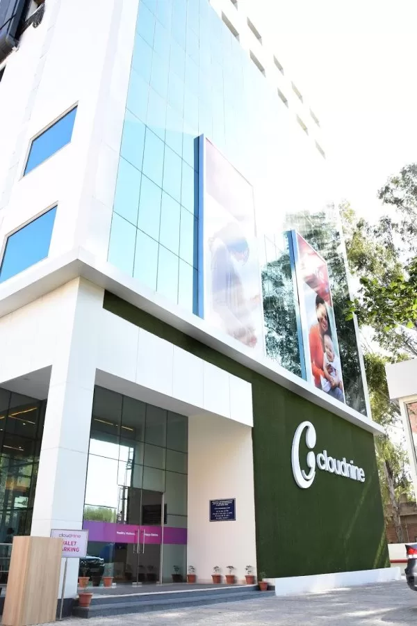 Dr. Pragya Goel - Best Obstetrician & Gynecologist in Chandigarh | Cloudnine Hospitals - Photo 3
