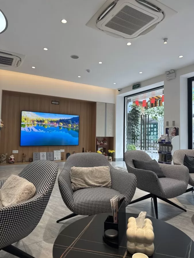 Nha Khoa Việt Úc Luxury - Photo 1