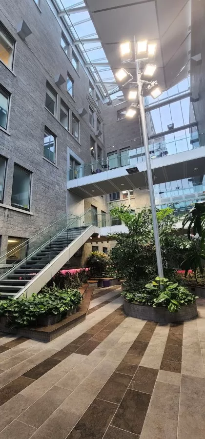 The Neuro. Montreal Neurological Institute-Hospital - Photo 5