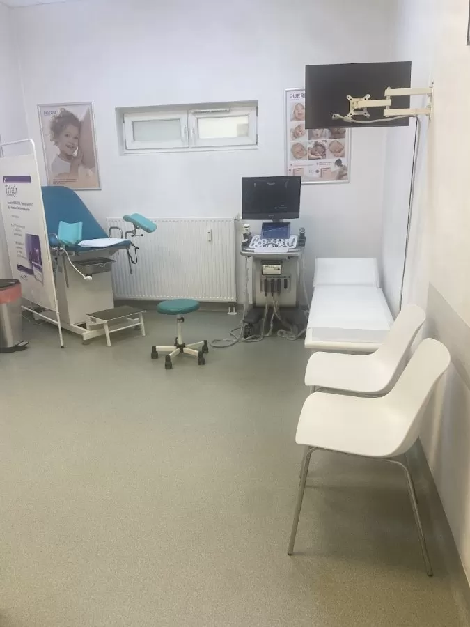 dr n. med Anna Wilczyńska Ginekolog- Położnik - Photo 3