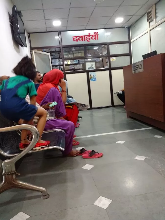 Sanjeevani Hospital (Dr. Ramveer Goswami) - Photo 2