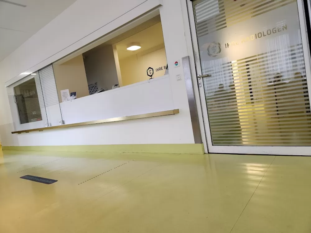 Franziskus-Krankenhaus - Photo 4