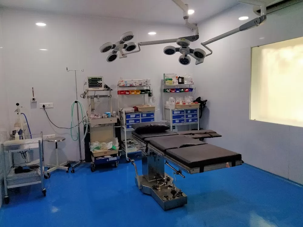 Aadhar Hospital - Photo 6