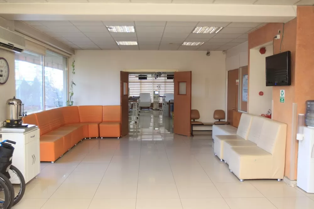 Second Life Dialysis Center - Photo 8