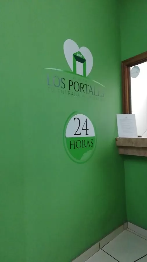 Clinica Los Portales - Photo 4