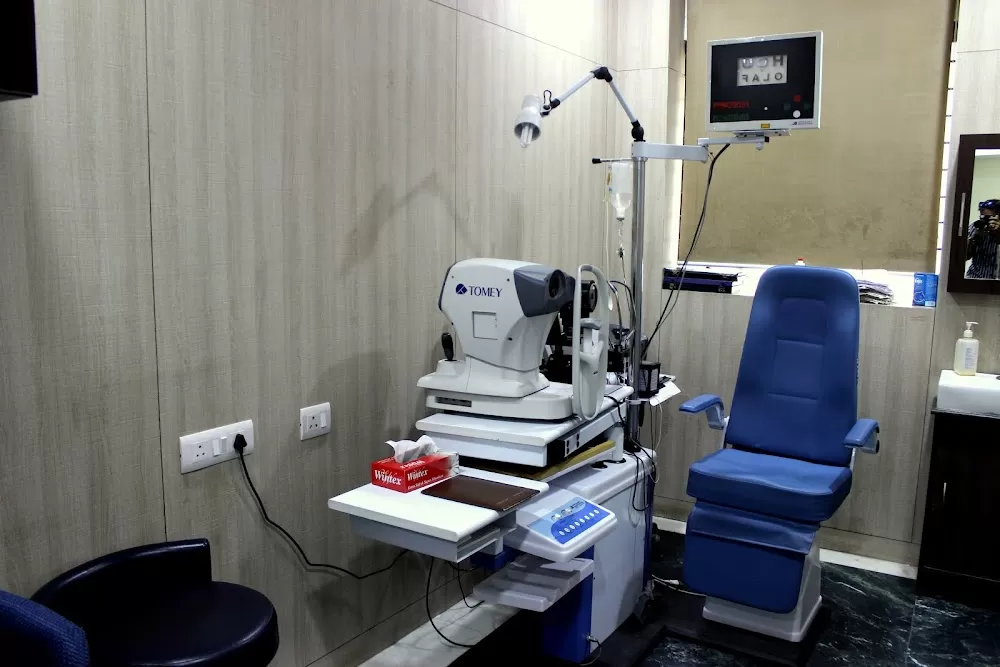 Neera Eye Care Hospital - Photo 4