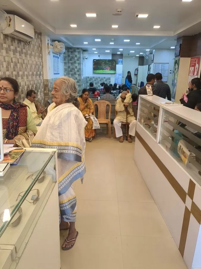 Spectra Eye Foundation - Best Eye Hospital in Kolkata, Cataract, Glaucoma, Dry Eye Treatment and Retina Surgery - Photo 7