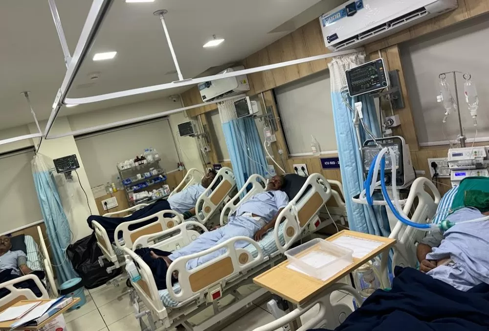 NEUROLIFE BRAIN & SPINE CARE HOSPITAL - Photo 6