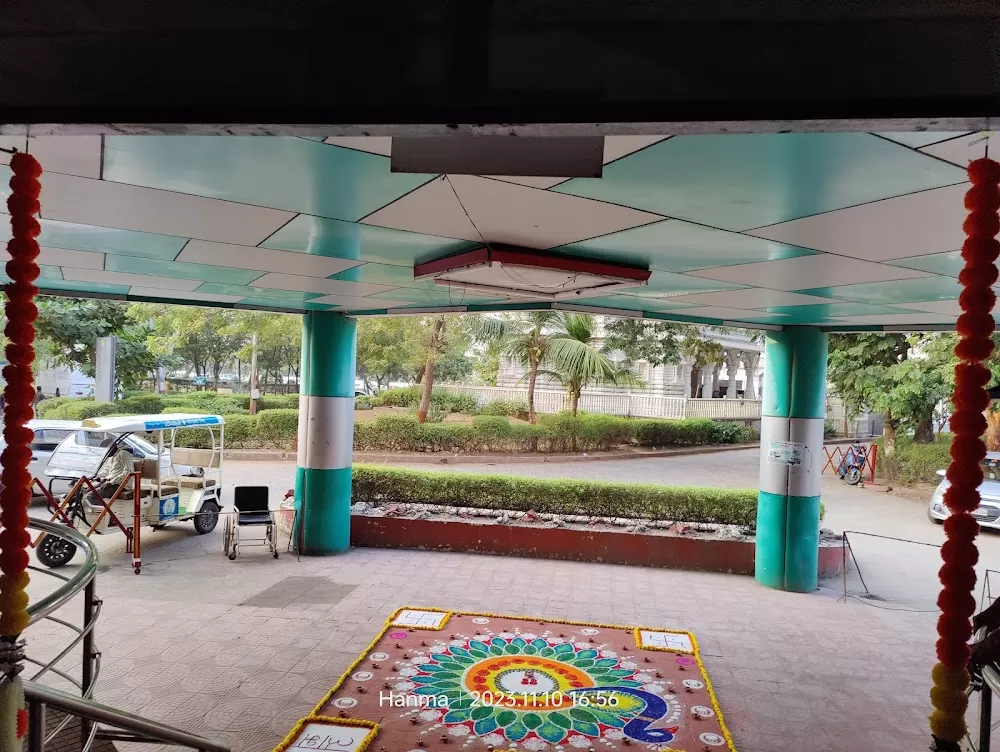 Dhiraj General Hospital - Photo 6