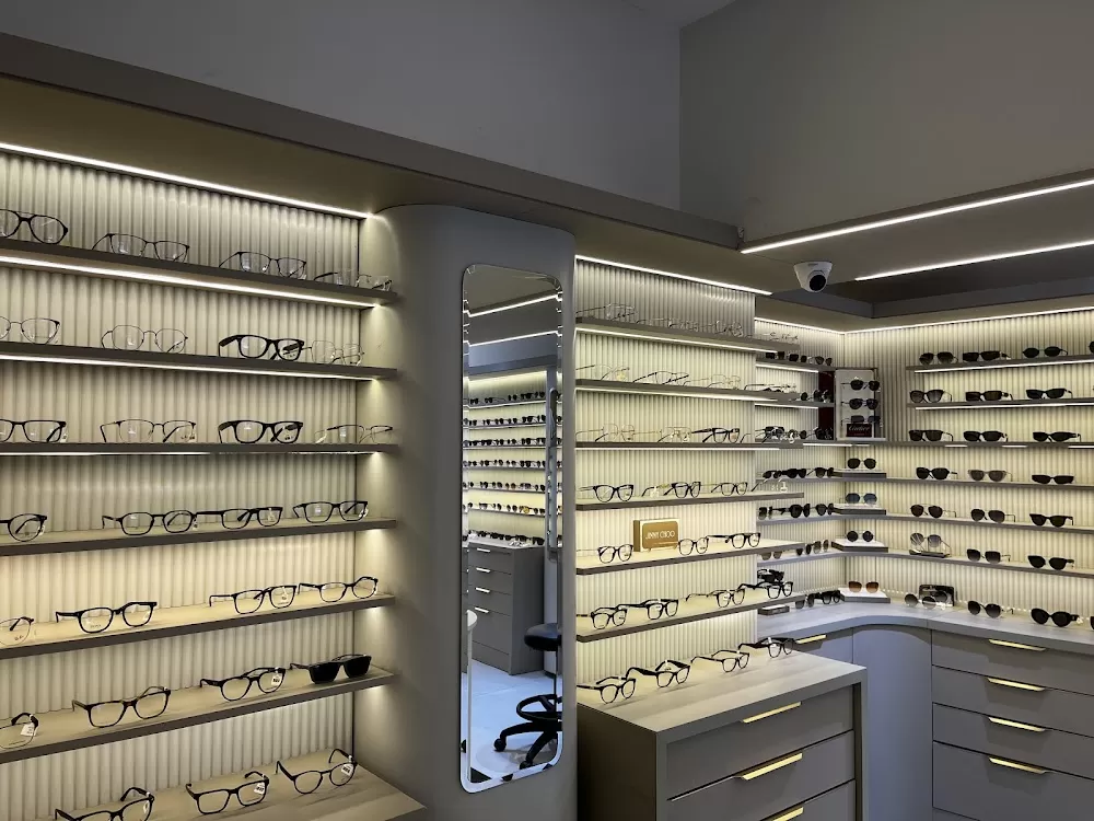 Telescope Medical Center - مركز تلسكوب لطب وجراحة العيون والتجميل - Photo 2
