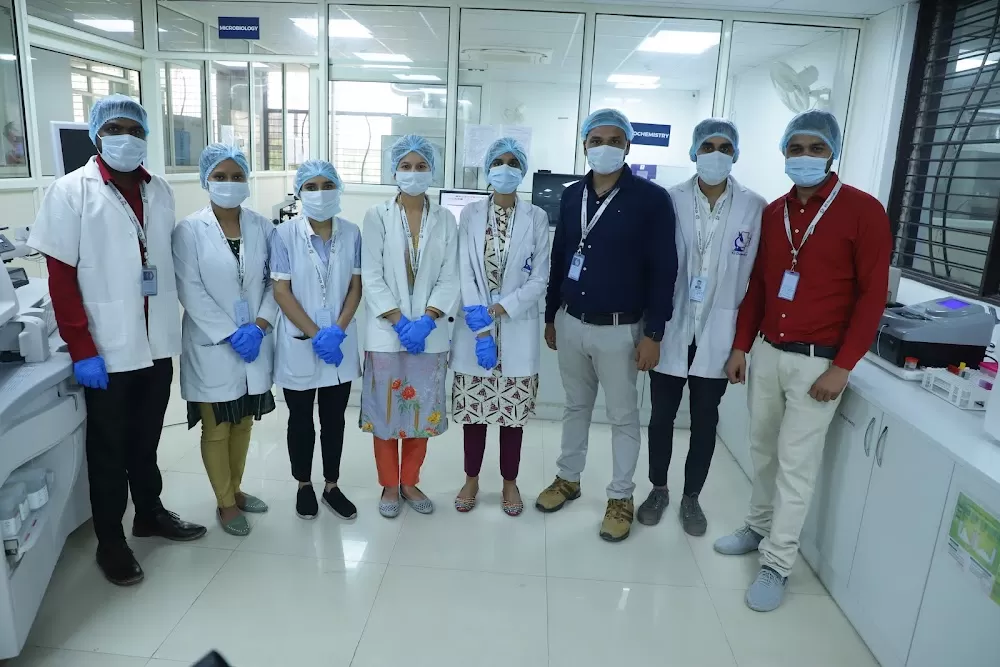 IQ Diagnostics - Best Pathology/Diagnostic Lab & Center In Noida - Photo 6