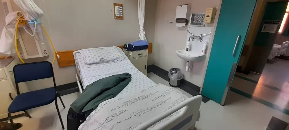 Worcester Provincial Hospital - Photo 4