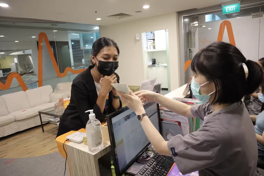 The Clinic Group @ Campus - Photo 6