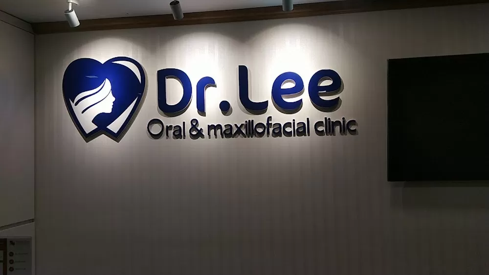Răng Hàm Mặt Dr Lee - Photo 4