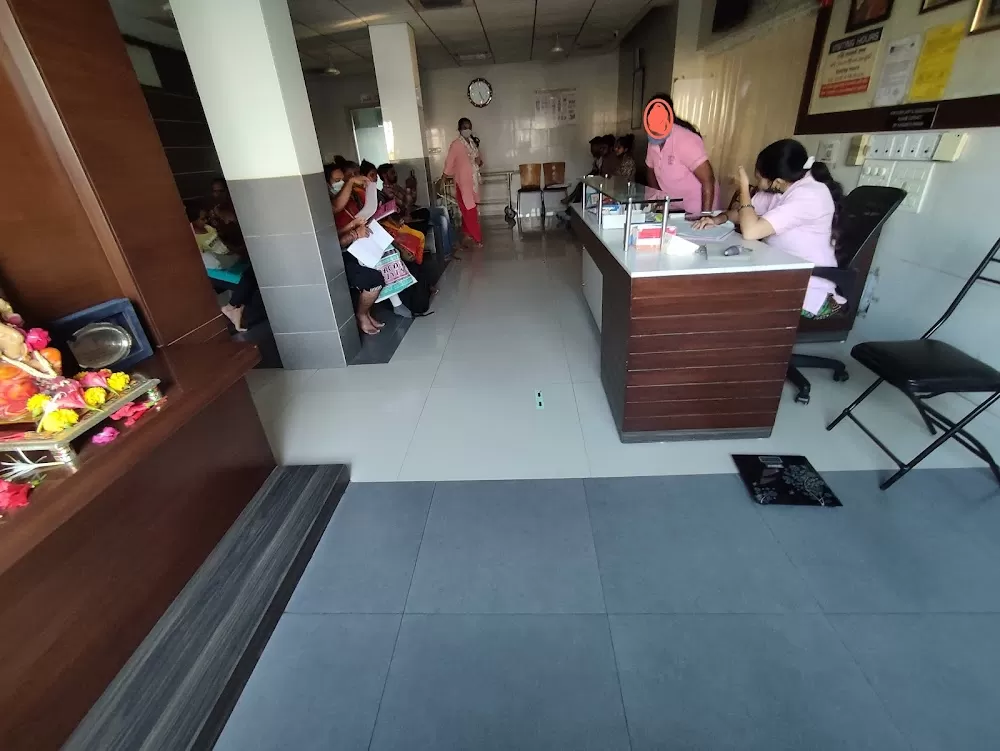 Madhuvan Maternity And Eye Hospital - Photo 5
